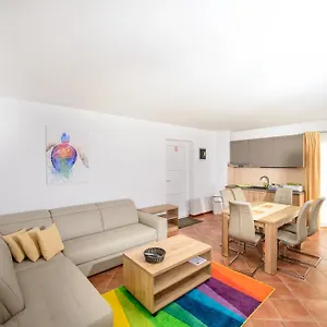 Plavo Nebo Istra Medolino